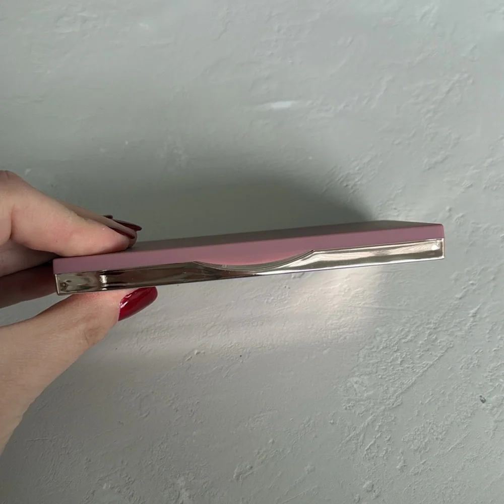 NEW- Ciate London The Velvet Eyeshadow Palette